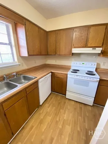 $1,600 | 16 Cobbler Court, Savannah, GA 31419