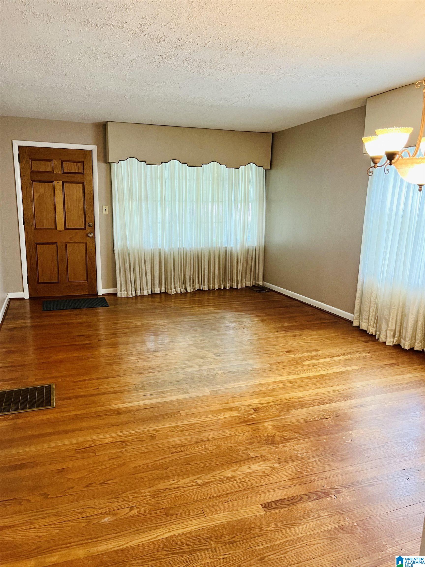 801 Hall Avenue Bessemer, AL 35020 - Photo 2 of 13