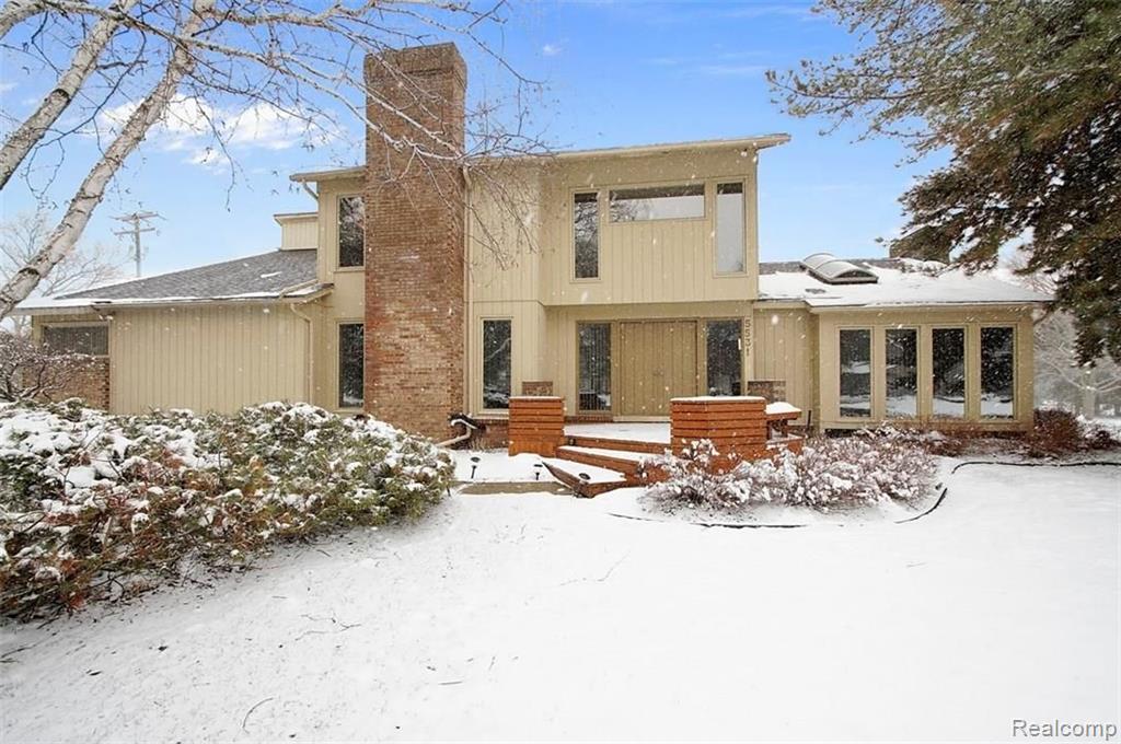 5531 Lane Lake Road Bloomfield Hills, MI 48302 - Photo 1 of 40
