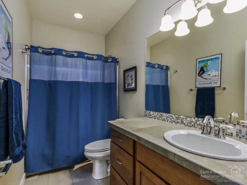 20324 Chase Road Bend, OR 97702 - Photo 12 of 20 Additional Photo