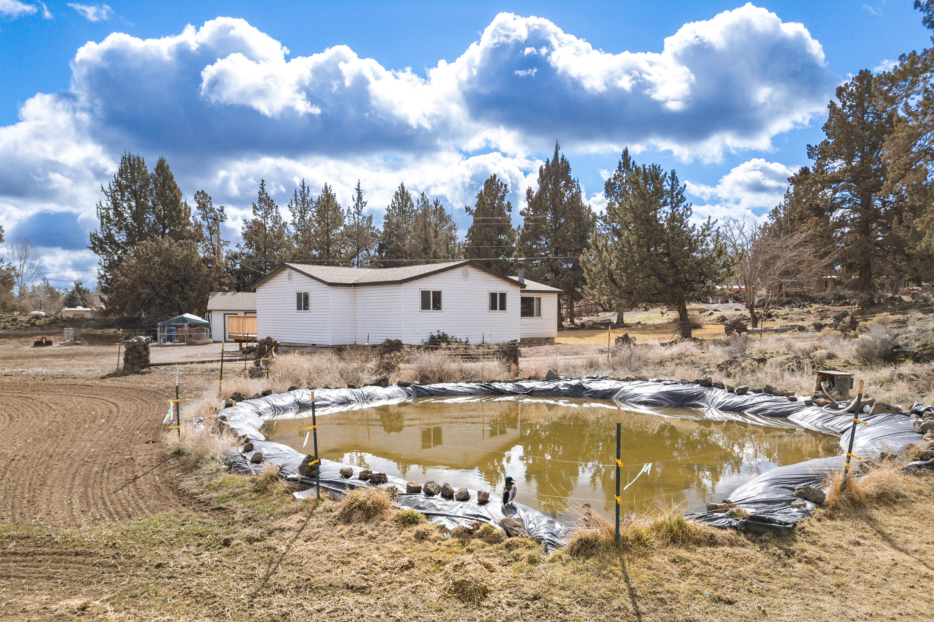 64904 Rimrock Drive Bend, OR 97703 - Photo 33 of 44