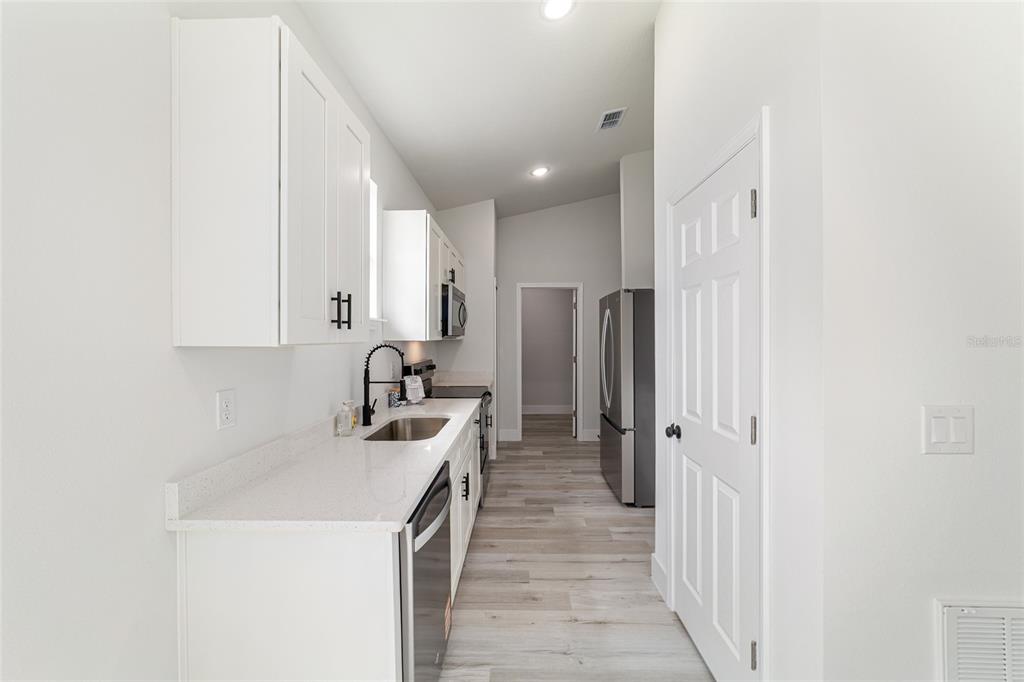 427 Alvarez Road Dunnellon, FL 34431 - Photo 22 of 51