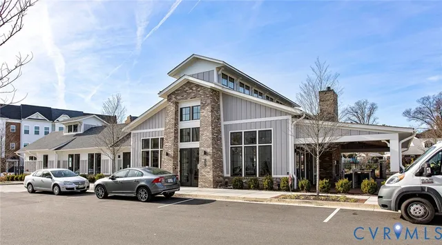 a car parked in front of a building