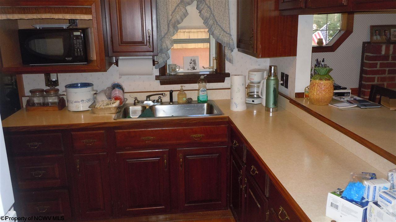 375 Valley Falls Road Fairmont, WV 26554 - Photo 6 of 20 Gallery Image 6
