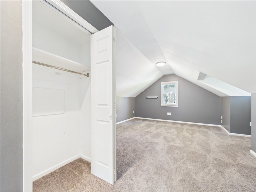 79 Ridgewood Drive Irondequoit, NY 14622 - Photo 27 of 50 Upstairs Bedroom