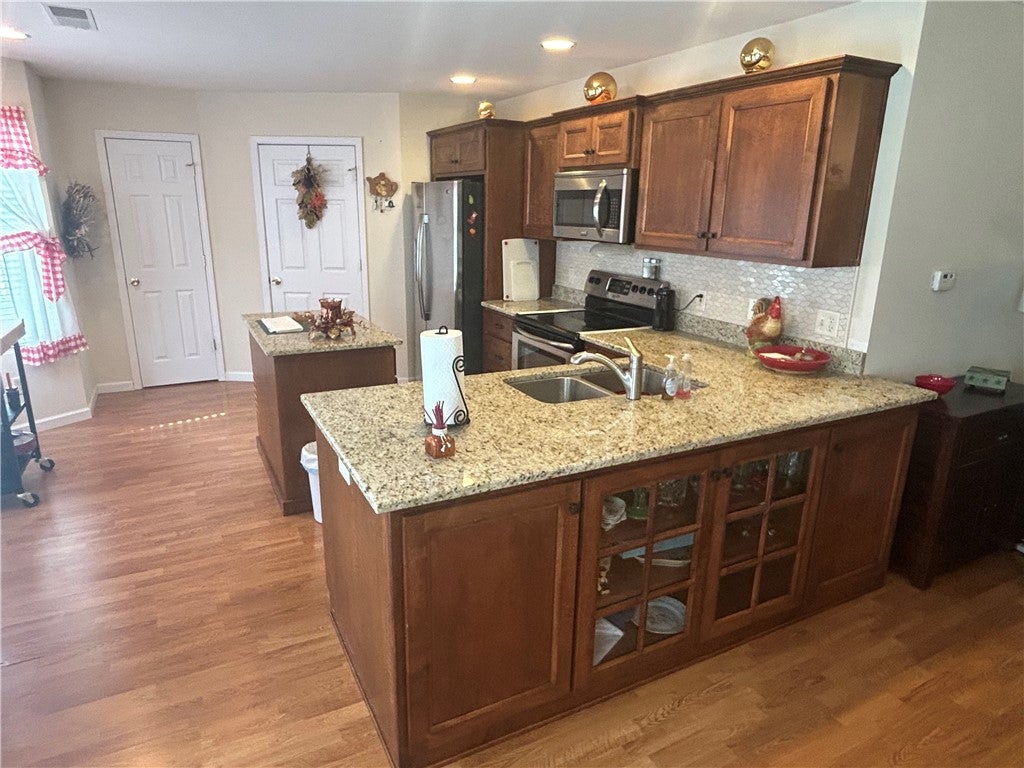555 North Scovill Court Decatur, IL 62522 - Photo 7 of 27 Gallery Image 7