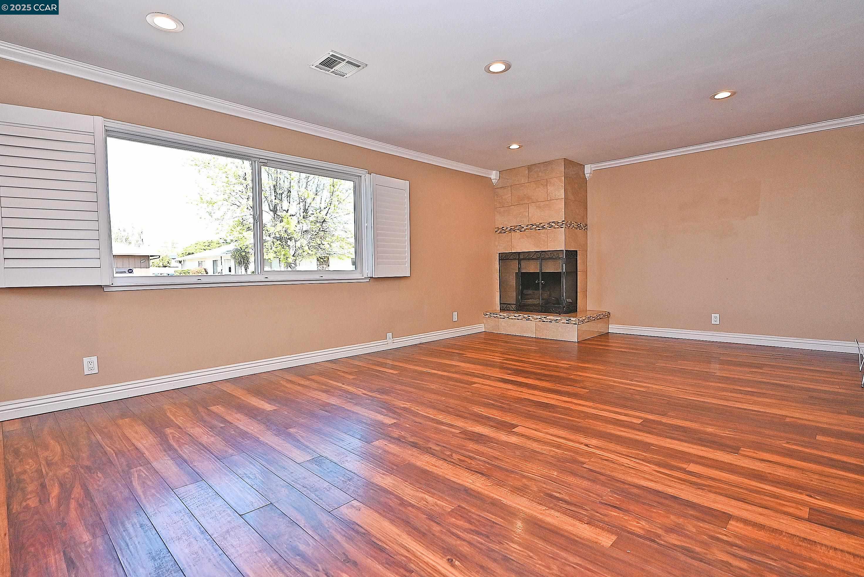 4636 West Rishell Court, Unit 1 Concord, CA 94521 - Photo 4 of 28