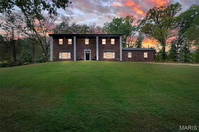 $595,000 | 8995 Bammann Place, Dittmer, MO 63023