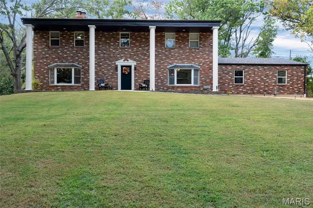 $595,000 | 8995 Bammann Place, Dittmer, MO 63023