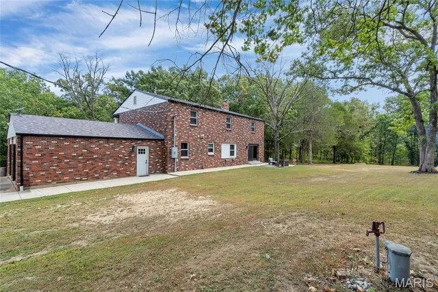 $595,000 | 8995 Bammann Place, Dittmer, MO 63023