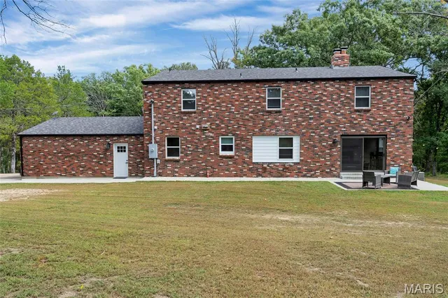 $595,000 | 8995 Bammann Place, Dittmer, MO 63023