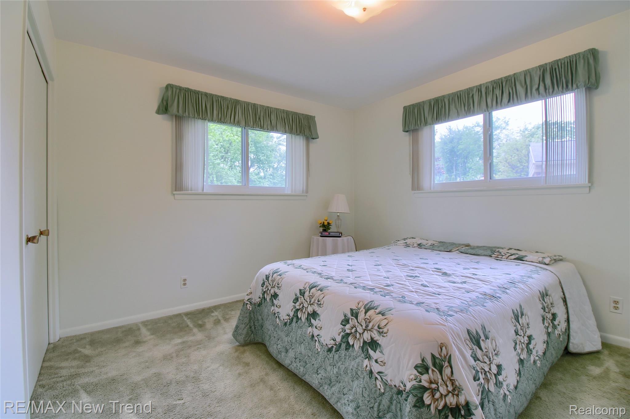 32216 Craftsbury Road Farmington, MI 48334 - Photo 19 of 30 19-2nd-Bedroom.jpg