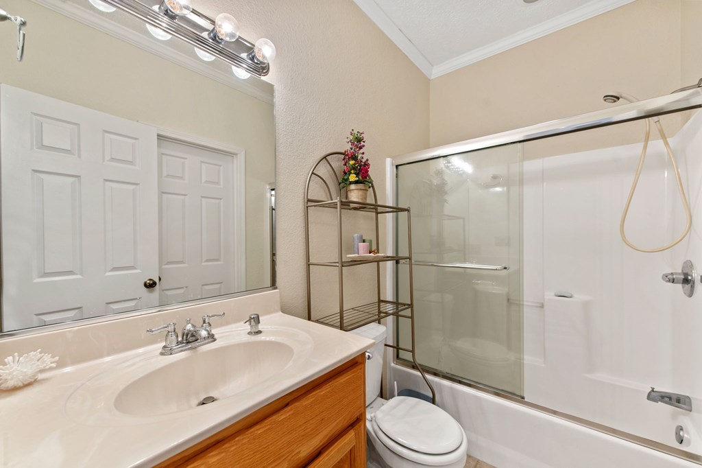 752 Cherokee Trail Copperhill, TN 37317 - Photo 56 of 84 Guest Bath 2