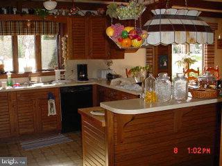 5 Briar Crest Manor Lititz, PA 17543 - Photo 8 of 10 Gallery Image 8