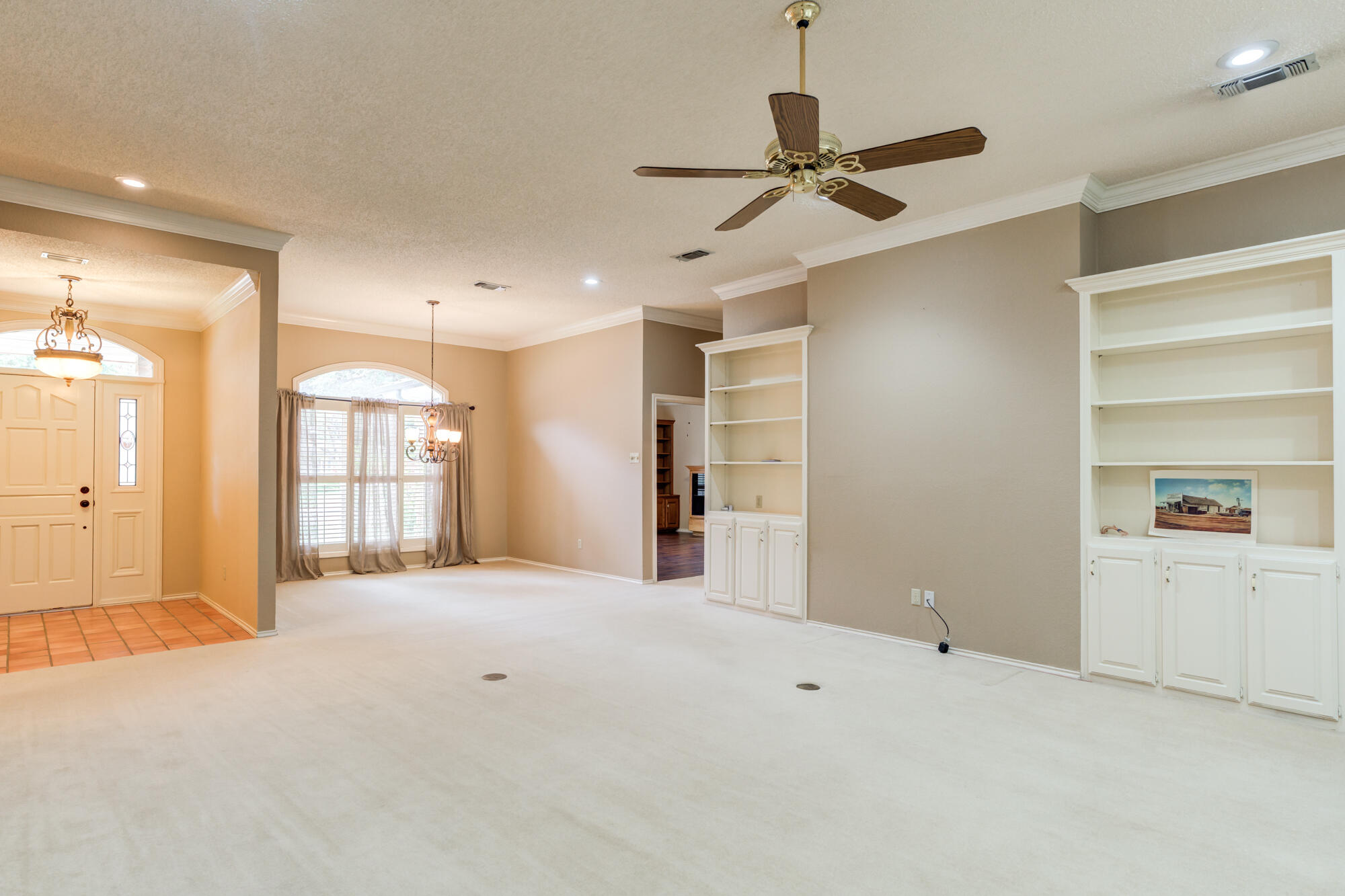 4913 76th Street Lubbock, TX 79424 - Photo 13 of 64 DSC09105_6_7_8_9