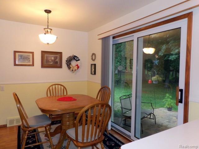 8750 Rucker Road Grosse Ile, MI 48138 - Photo 29 of 54 DOORWALL TO THE PATIO!