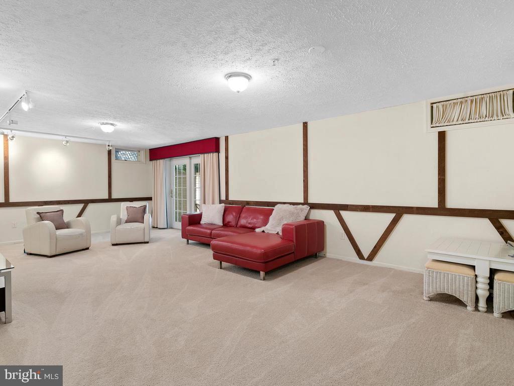 2810 Gold Mine Road Brookeville, MD 20833 - Photo 42 of 52 Gallery Image 42