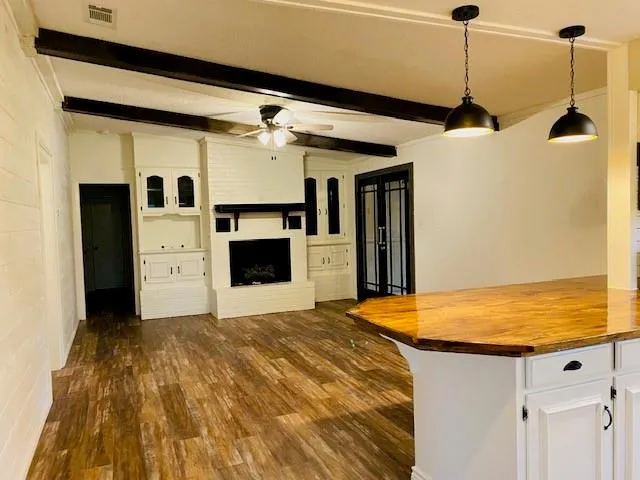 $1,650 | 506 South Austin, Wolfe City, TX 75496