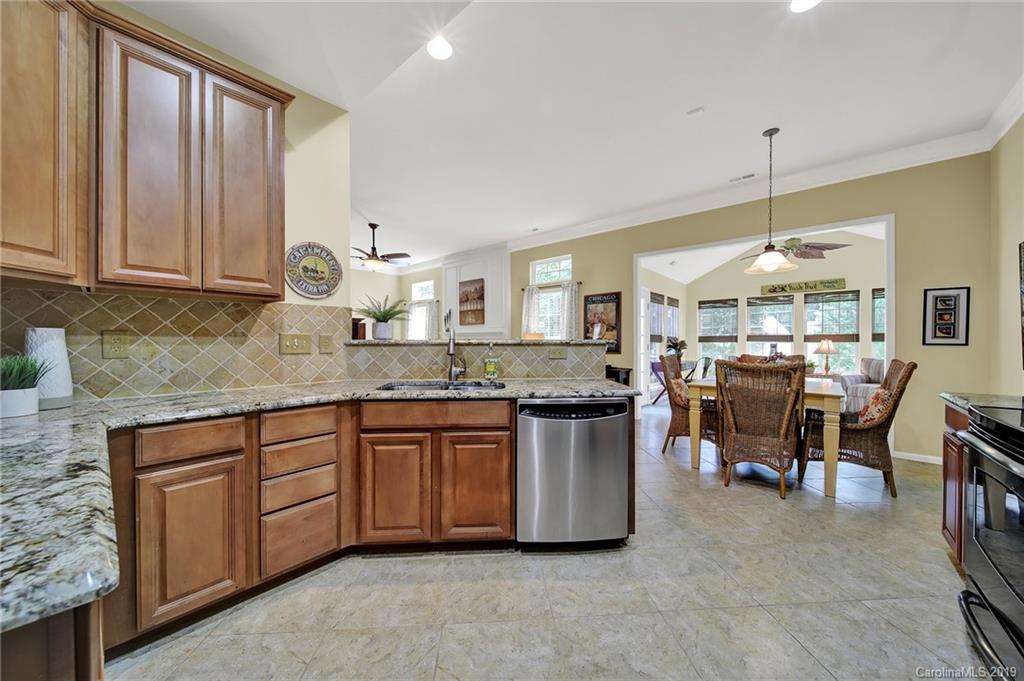 320 Chorus Road Fort Mill, SC 29715 - Photo 5 of 40 Gallery Image 5