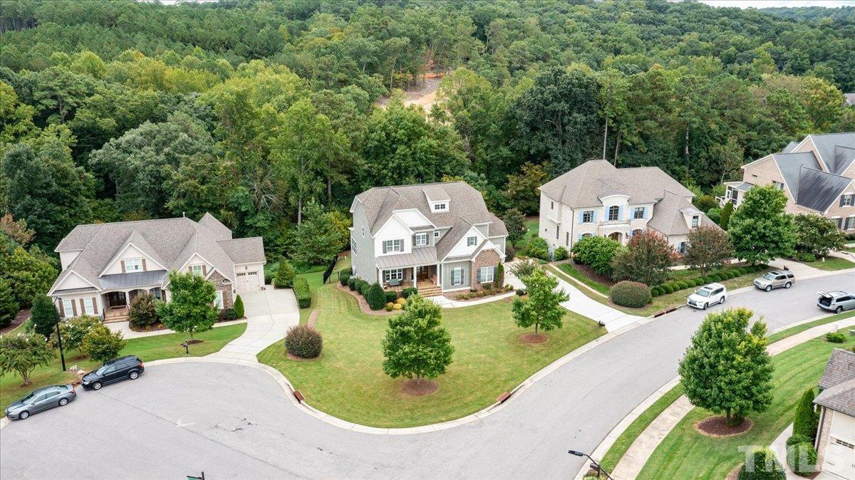 5201 Pomfret Point Raleigh, NC 27612 - Photo 17 of 39 Gallery Image 17