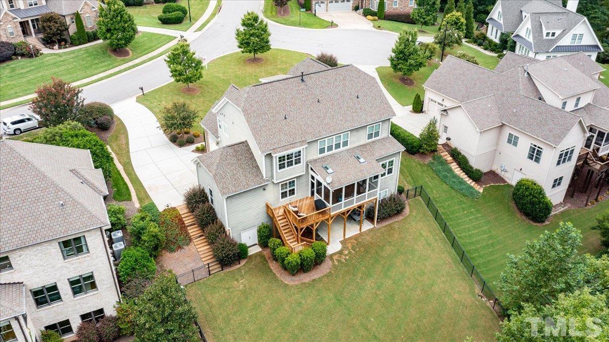 5201 Pomfret Point Raleigh, NC 27612 - Photo 35 of 39 Gallery Image 35