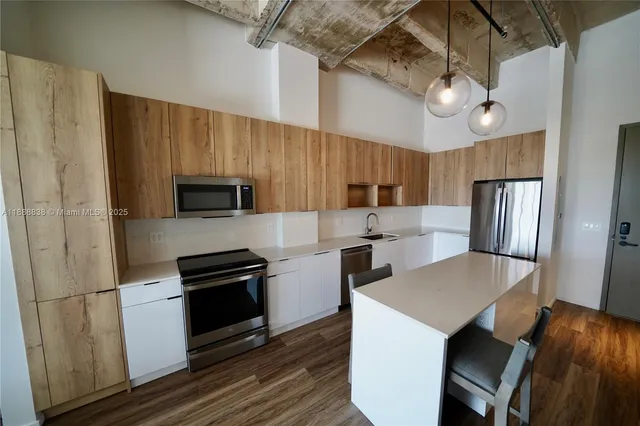 $2,600 | 7920 Northeast 2nd Avenue, Unit 310, Miami, FL 33138