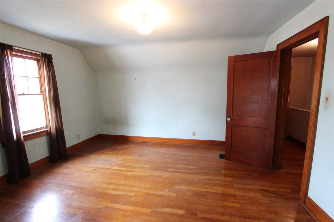 511 West Evergreen Road Evansville, IN 47710 - Photo 13 of 22 Gallery Image 13