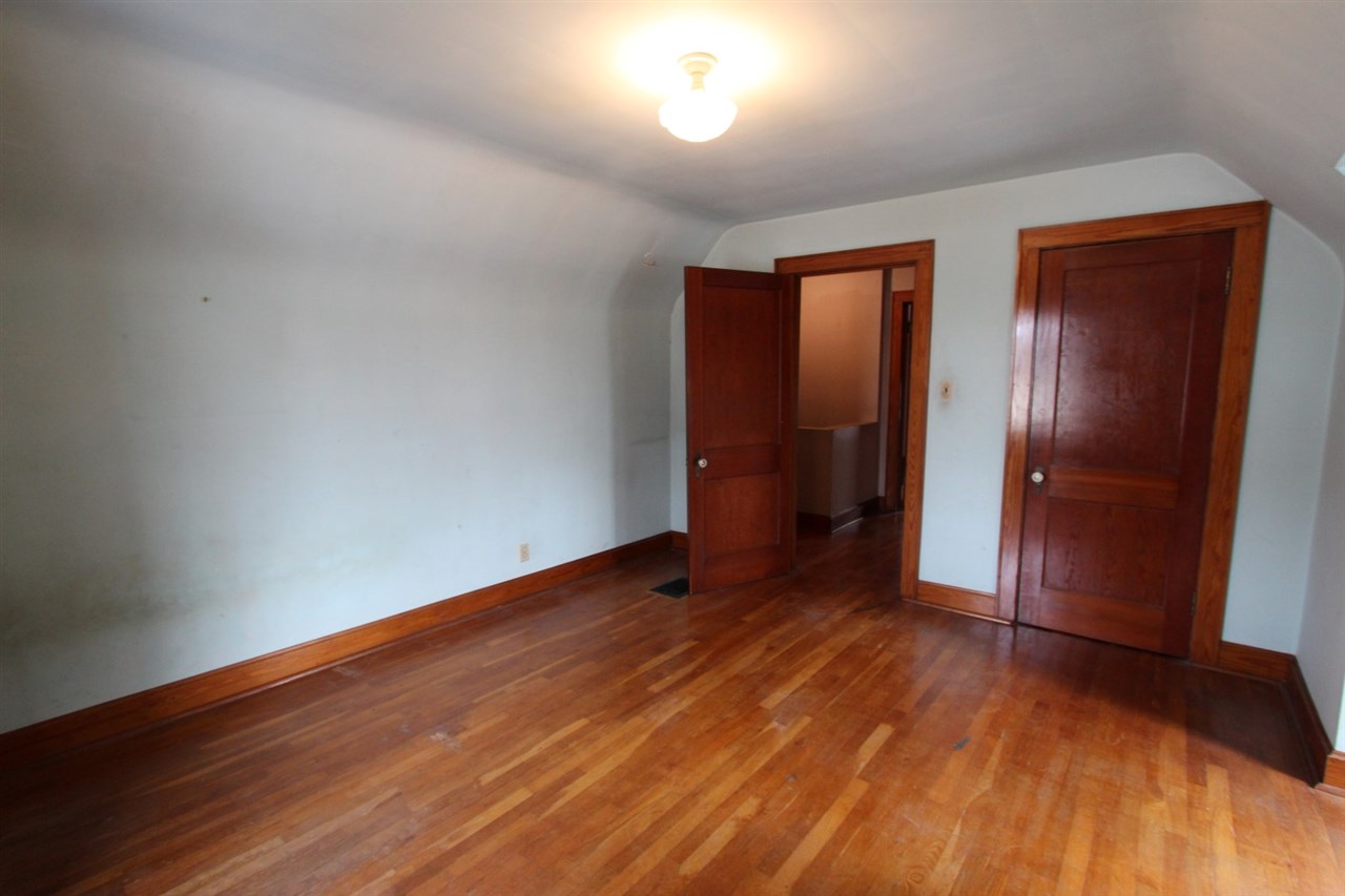511 West Evergreen Road Evansville, IN 47710 - Photo 14 of 22 Gallery Image 14
