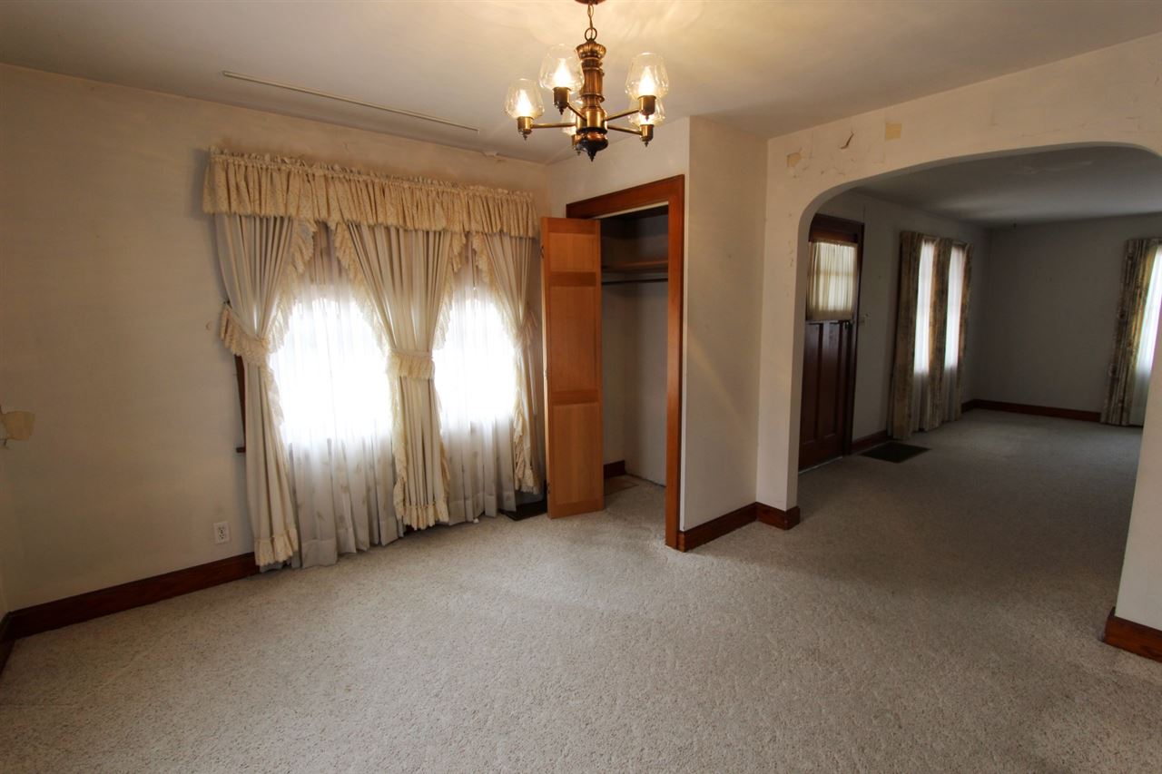 511 West Evergreen Road Evansville, IN 47710 - Photo 10 of 22 Gallery Image 10