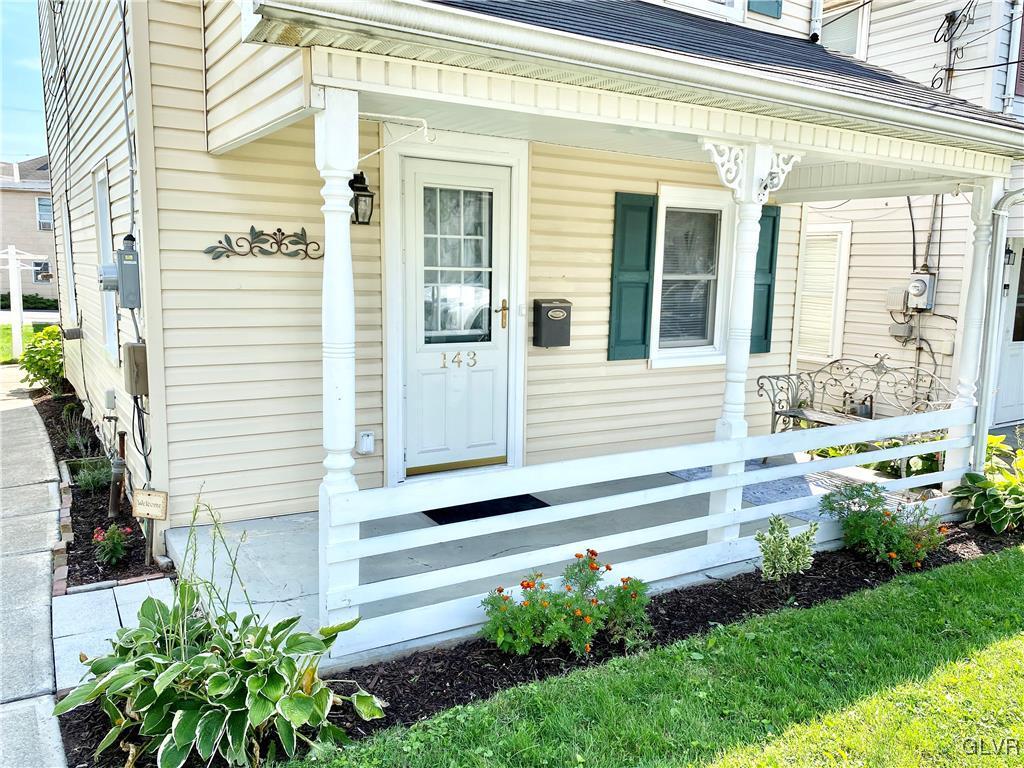 143 Spring Street Nazareth, PA 18064 - Photo 2 of 19 Gallery Image 2