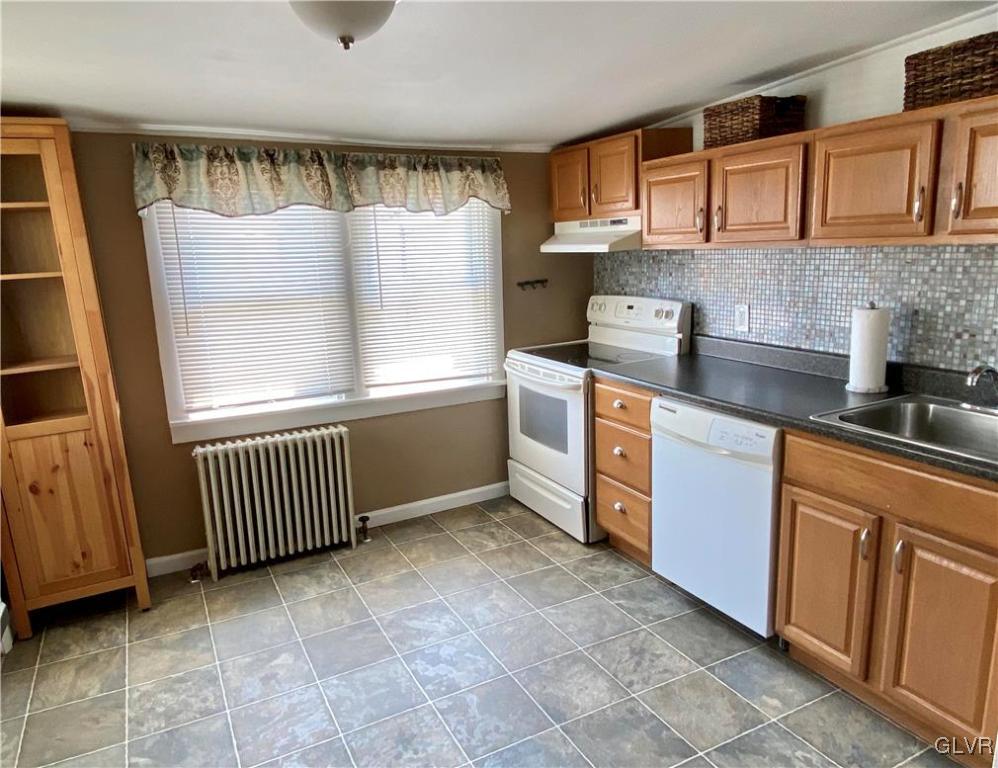 143 Spring Street Nazareth, PA 18064 - Photo 8 of 19 Gallery Image 8