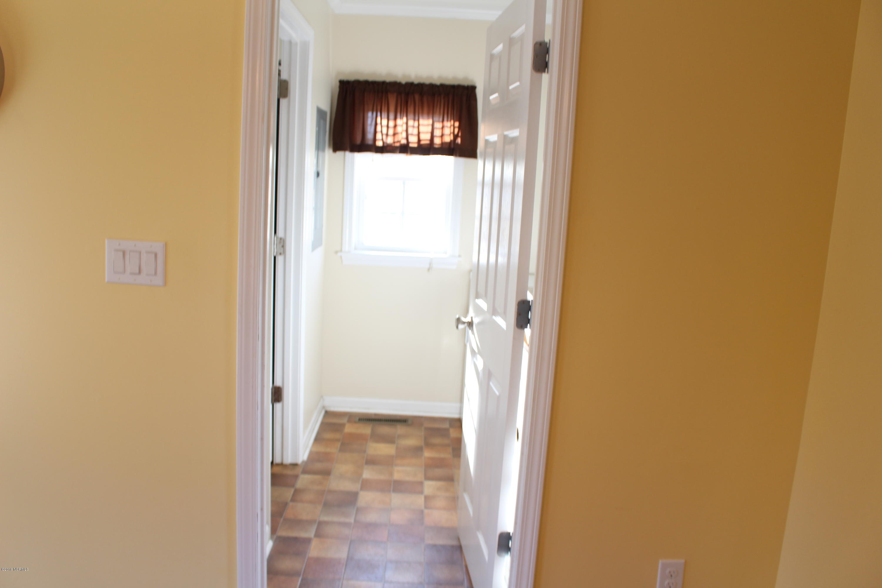 121 Tom Mann Extension Road Newport, NC 28570 - Photo 18 of 26 IMG_0904
