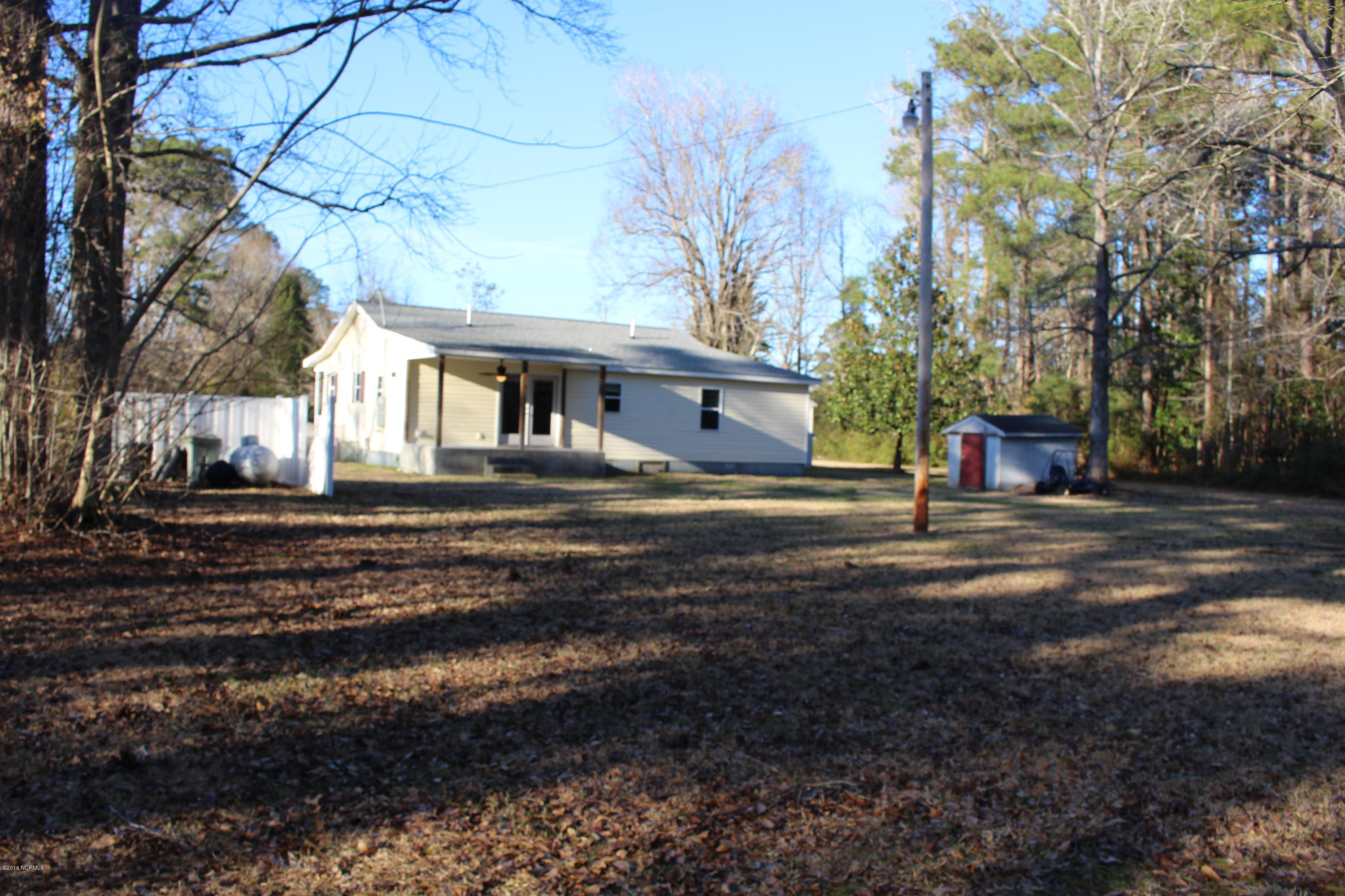 121 Tom Mann Extension Road Newport, NC 28570 - Photo 24 of 26 IMG_0910