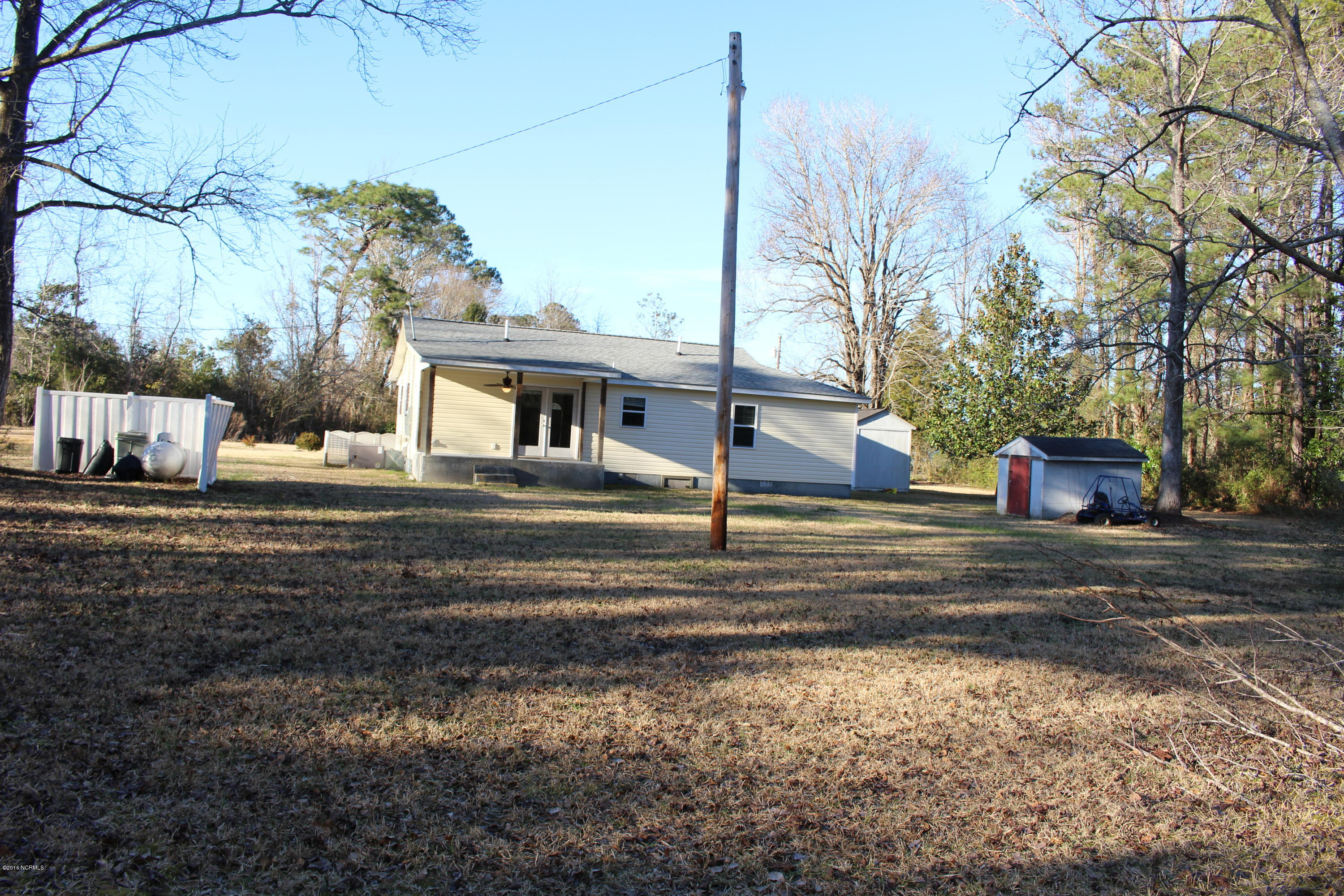 121 Tom Mann Extension Road Newport, NC 28570 - Photo 26 of 26 IMG_0912