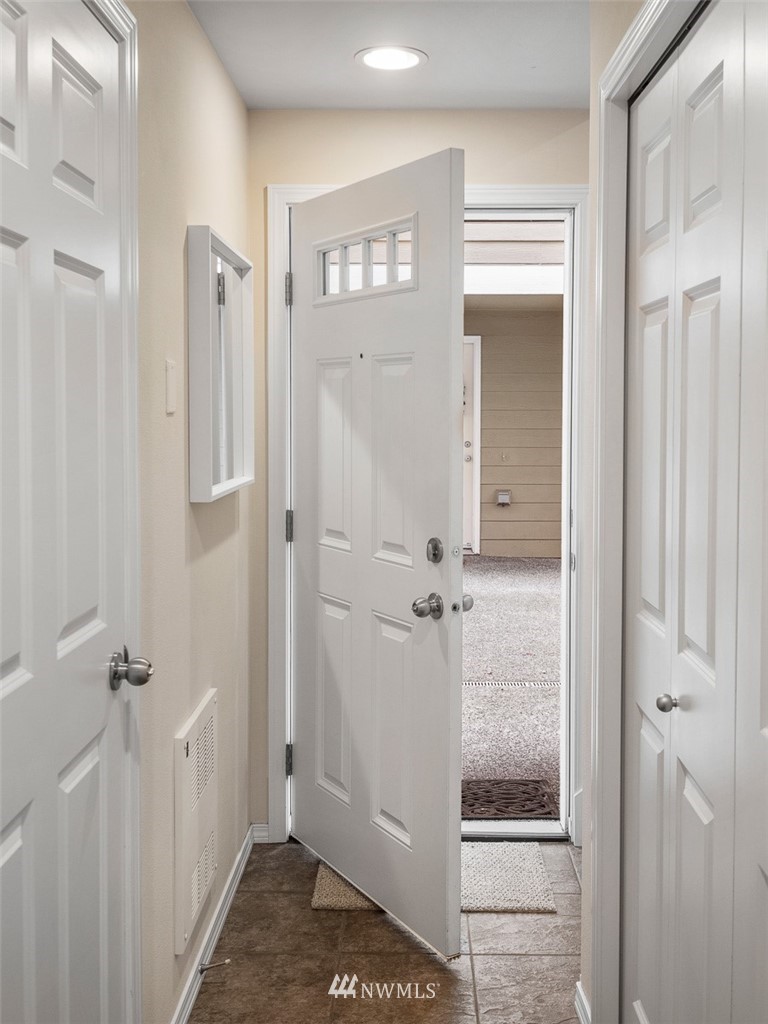 1212 North 85th Street, Unit B Seattle, WA 98103 - Photo 23 of 28 a bathroom with a shower