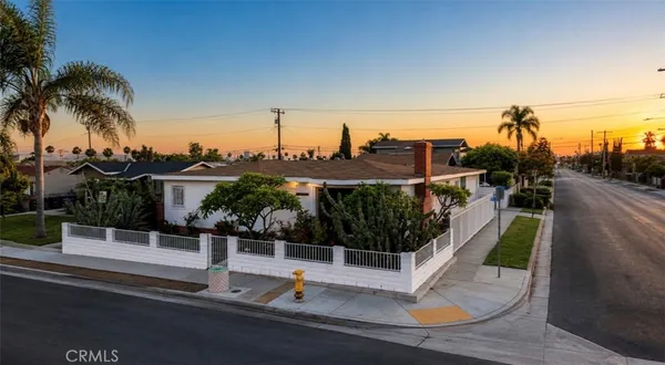 $699,999 | 701 Findlay Avenue, Los Angeles, CA 90022
