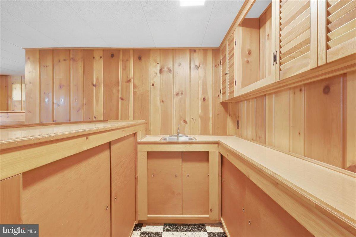 5911 Grayson Street Springfield, VA 22150 - Photo 31 of 40 Gallery Image 31