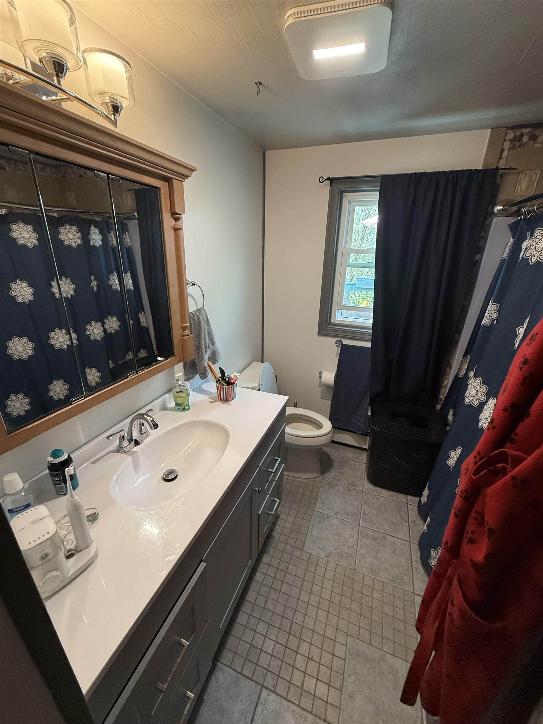 128 Bogue Road Weare, NH 03281 - Photo 5 of 11 Gallery Image 5
