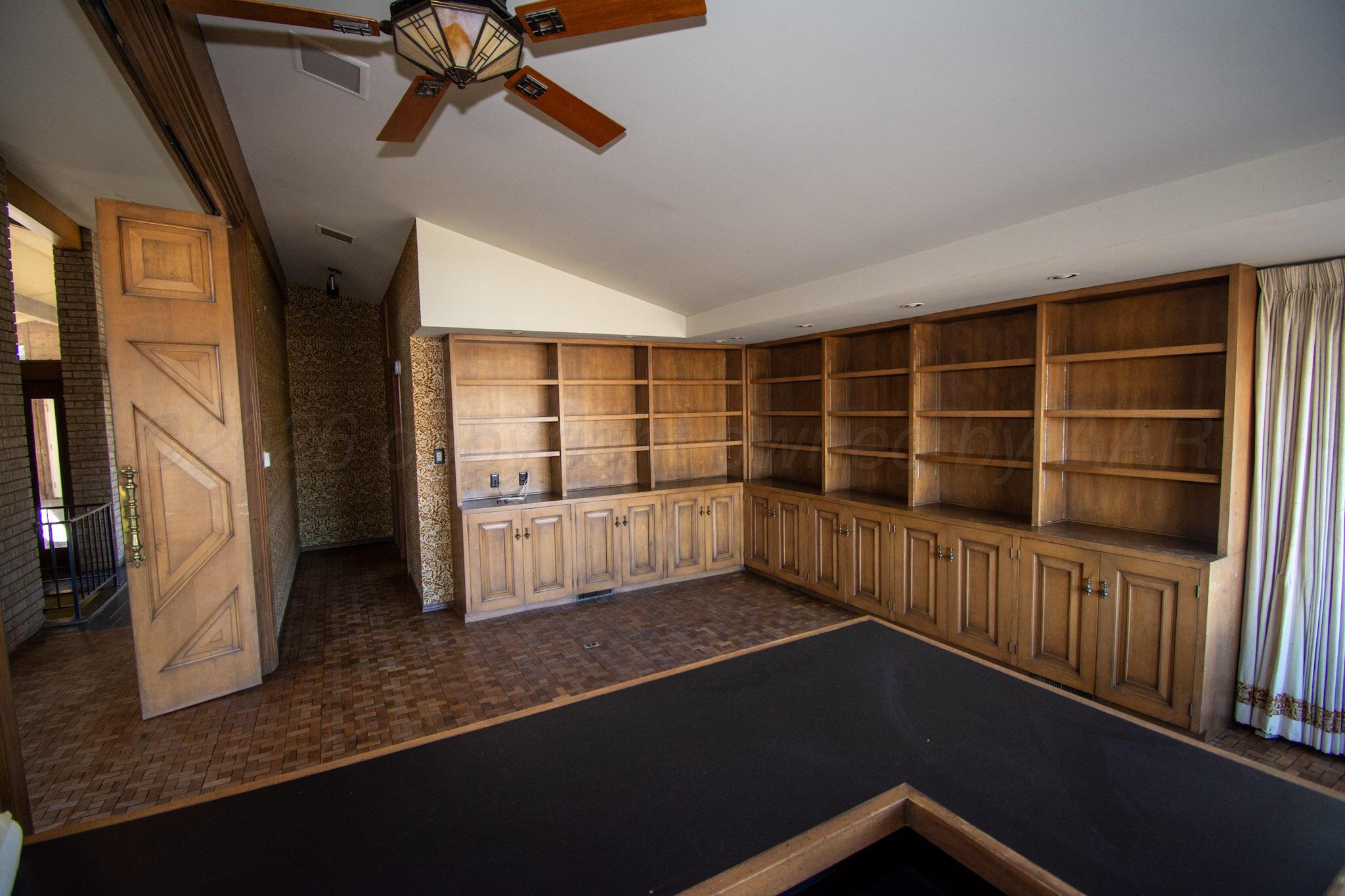 4 Windsor Road Amarillo, TX 79124 - Photo 14 of 41 a view of an empty room with a window