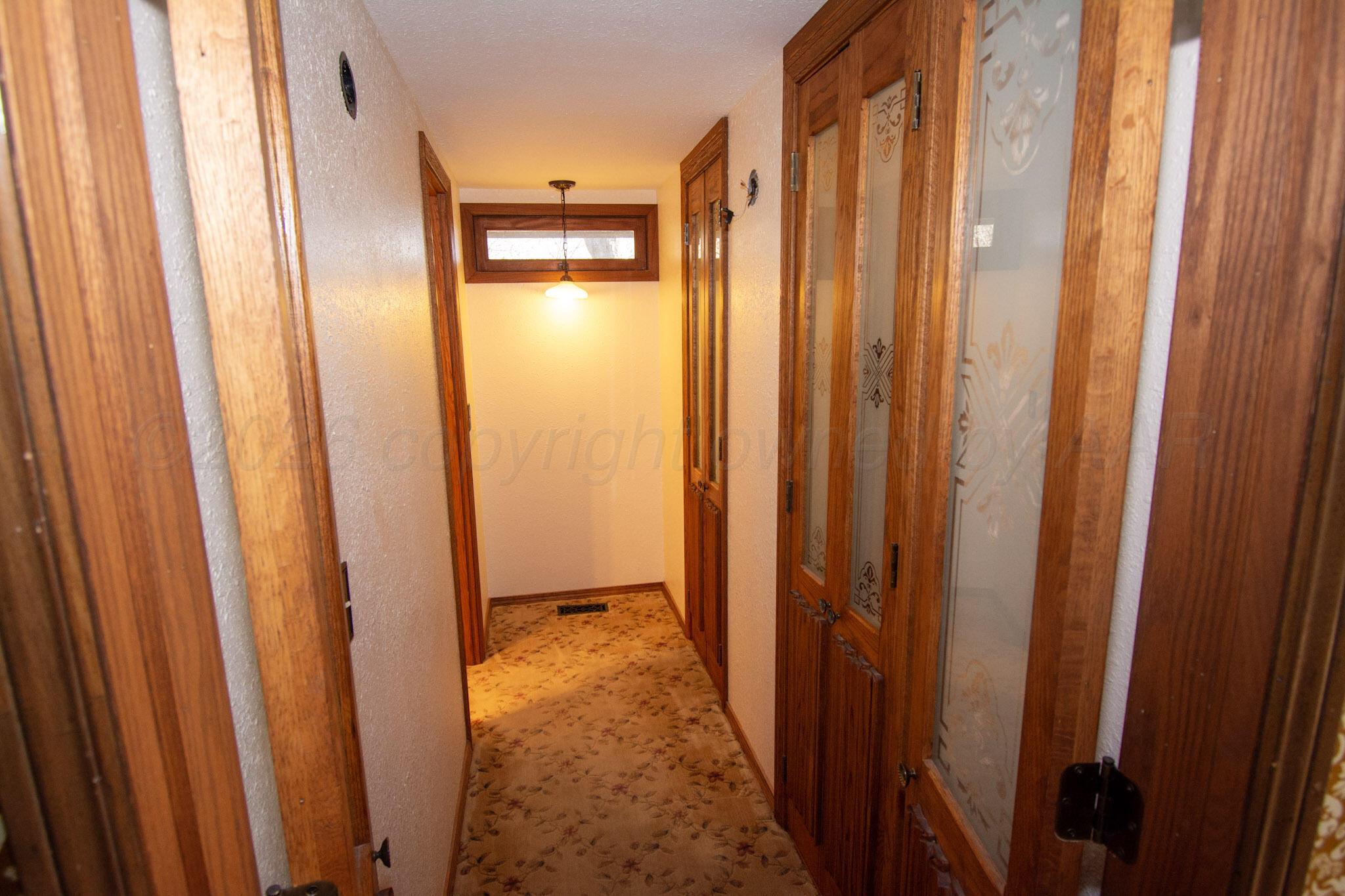 4 Windsor Road Amarillo, TX 79124 - Photo 16 of 41 a view of a bathroom with shower curtain