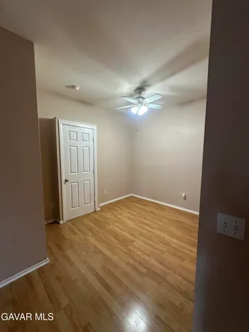 a view of empty room with window