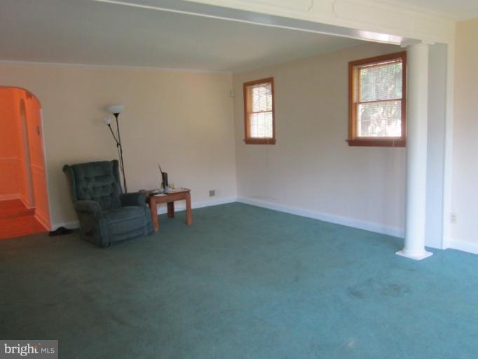 1820 Clearwood Road Baltimore, MD 21234 - Photo 21 of 30 Living Room