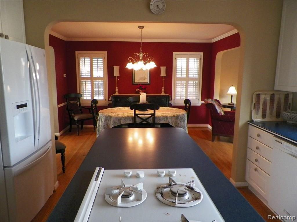1944 Severn Road Grosse Pointe, MI 48236 - Photo 12 of 25 1944 Severn 032.JPG