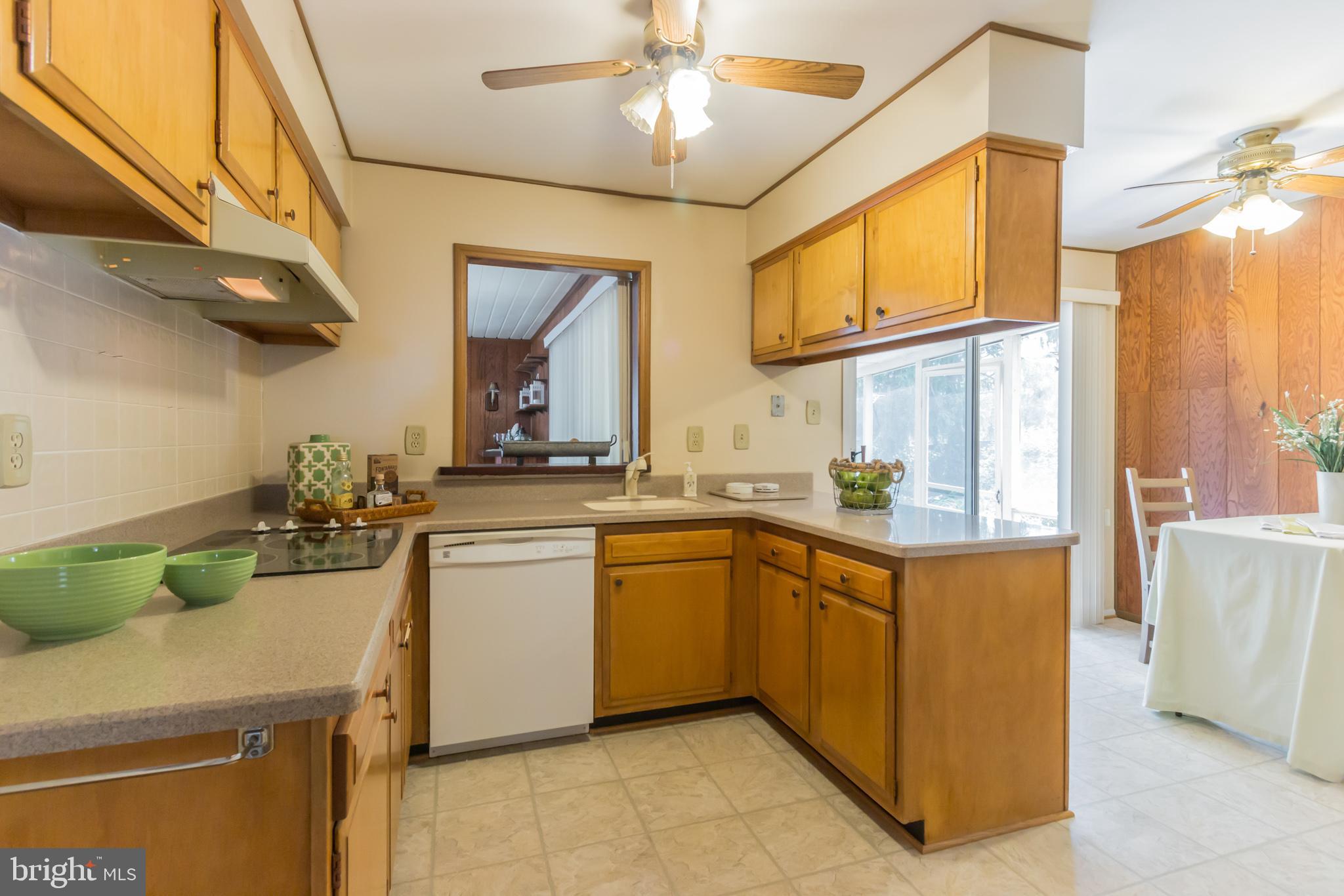 1699 Tarleton Way Crofton, MD 21114 - Photo 12 of 28 Eat In Kitchen