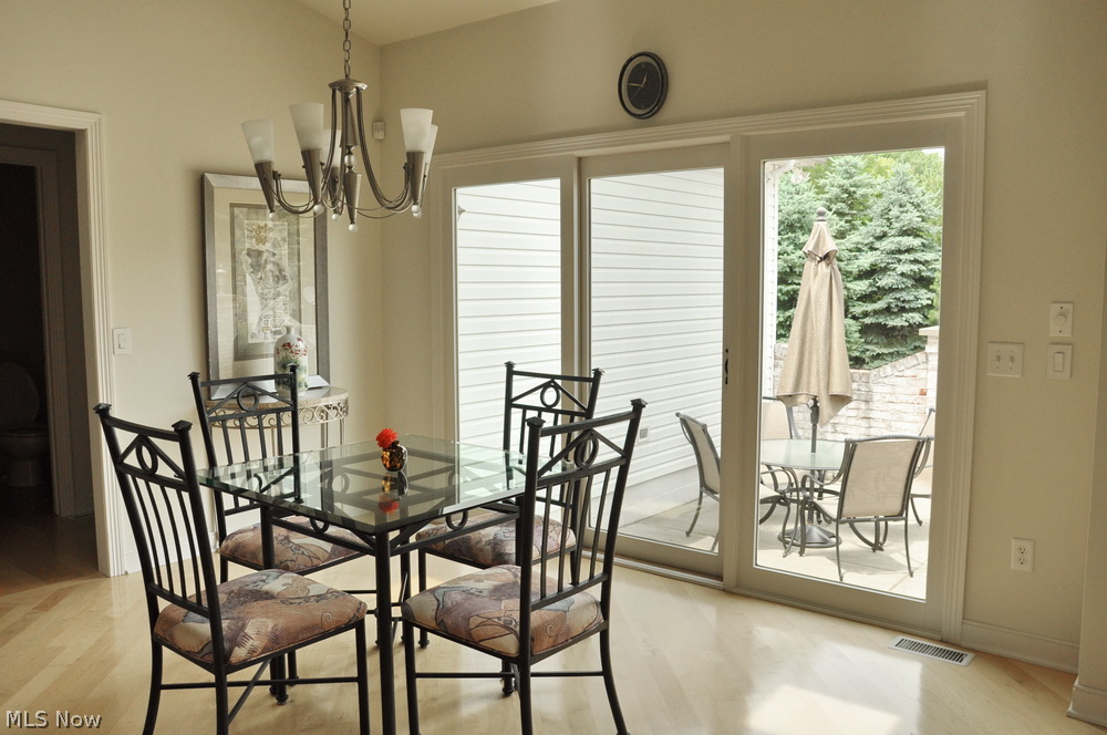 100 Riviera Court Warren, OH 44484 - Photo 10 of 24 Gallery Image 10