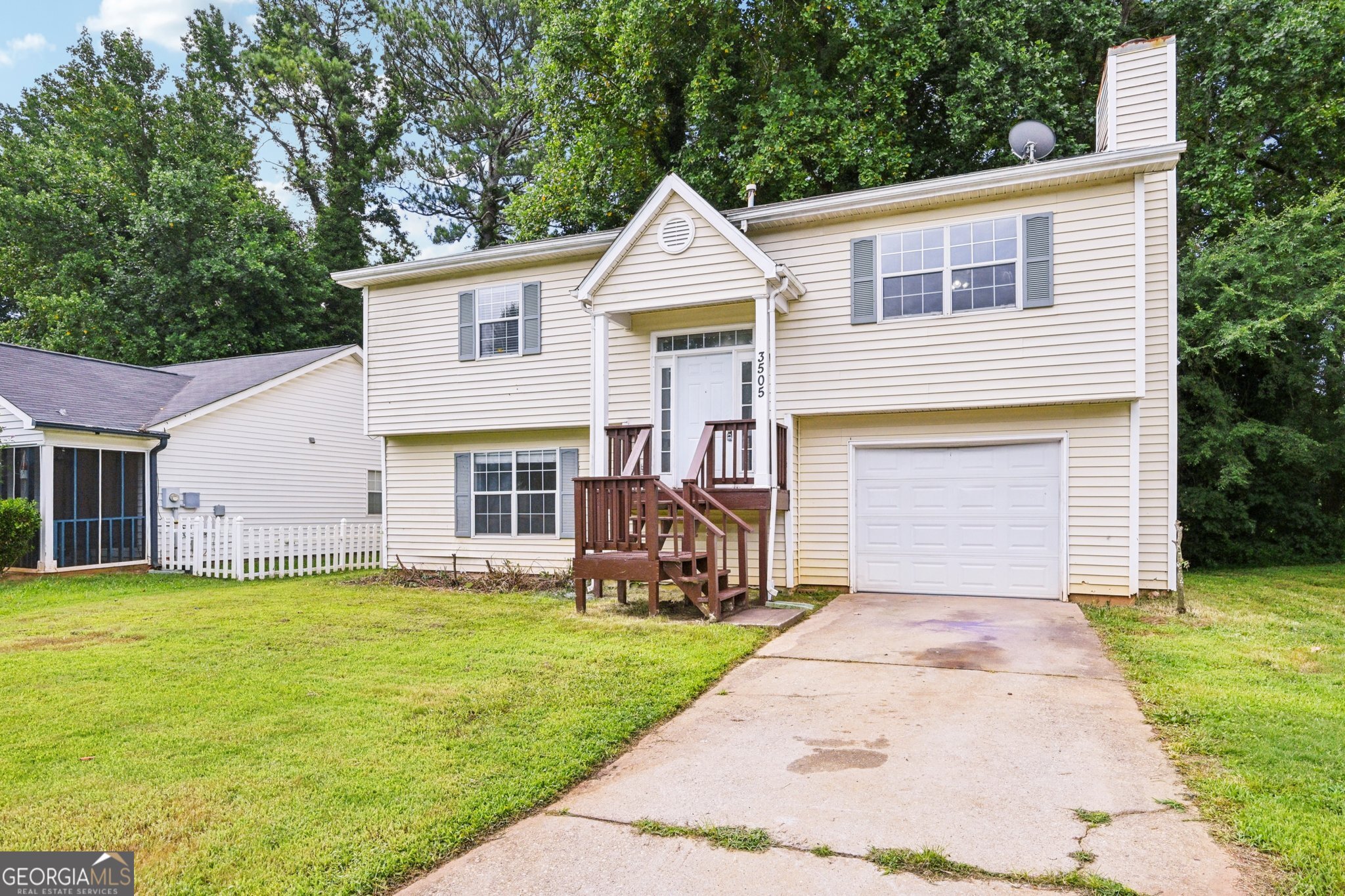 3505 Sweetgum Lane Decatur, GA 30032 - Photo 3 of 36