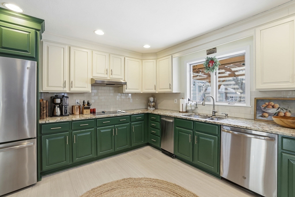 6 Nelson Road Rockland, MA 02370 - Photo 8 of 42