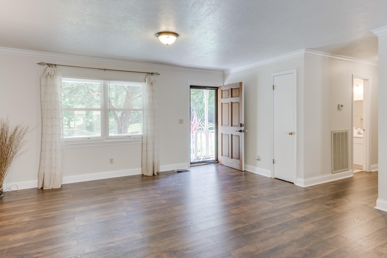7604 Banther Road Harrison, TN 37341 - Photo 4 of 25 7604_Banther_Rd_14