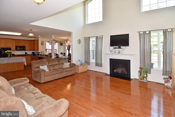 $3,950 | 3082 American Eagle Boulevard, Woodbridge, VA 22191