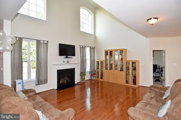 $3,950 | 3082 American Eagle Boulevard, Woodbridge, VA 22191